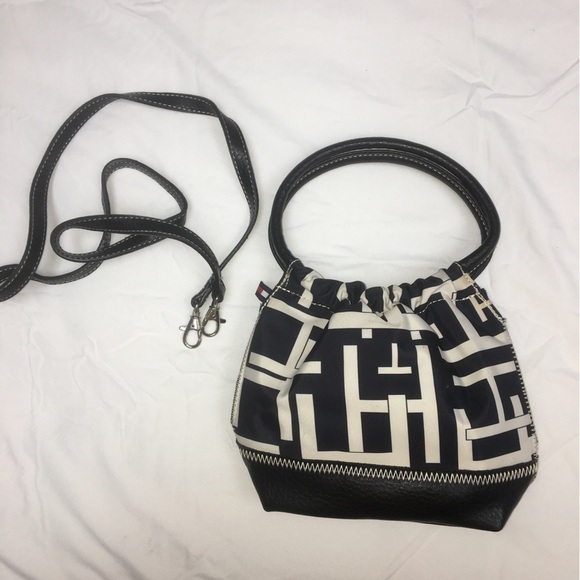 Tommy Hilfiger black and white mini purse​​​ - Picture 5 of 7